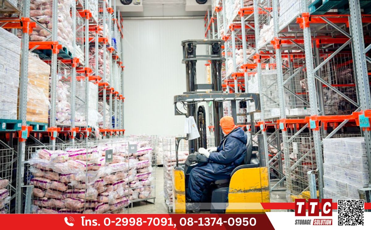 ชั้นวางแบบขนาดใหญ่ ชั้นเก็บสินค้าห้องเย็น Drive-in pallet racking